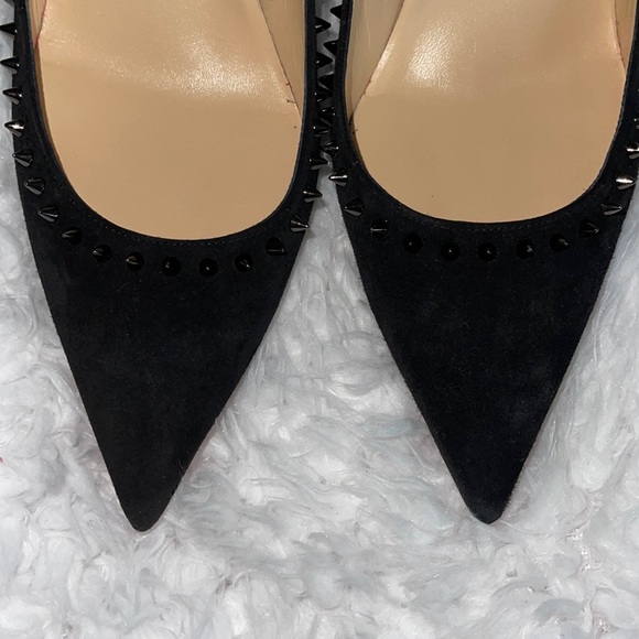 Christian Louboutin heels. - Picture 7 of 8